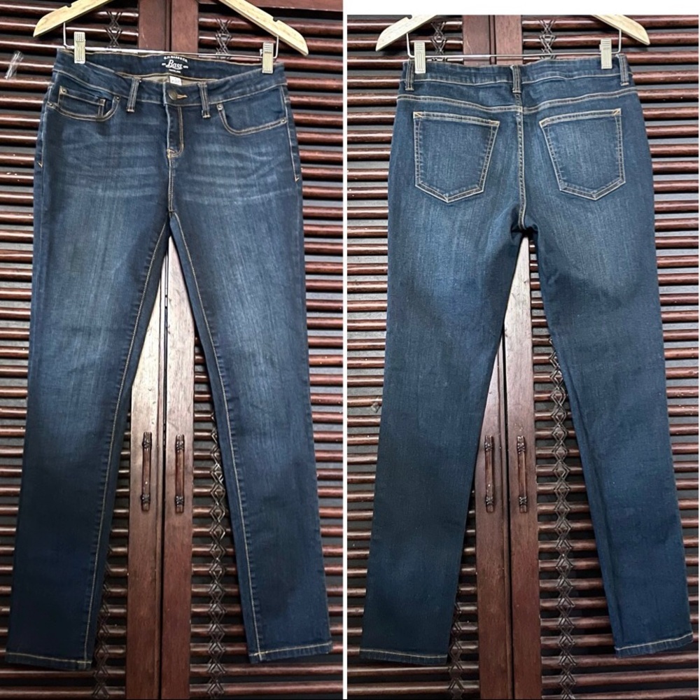 Sz 4 G.H. Bass Skinny Straight Jeans Dark Antique Wash Denim